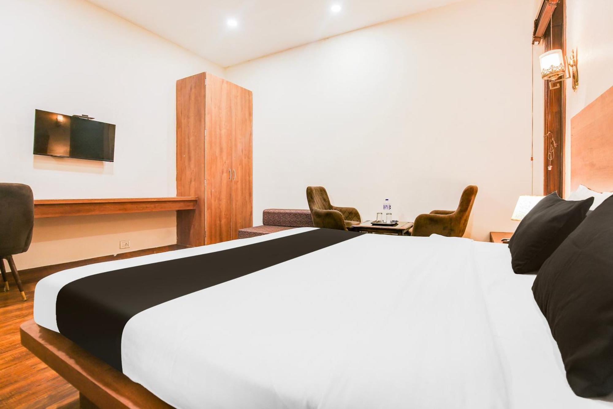 Super Townhouse Grand Fortune アムリトサル エクステリア 写真