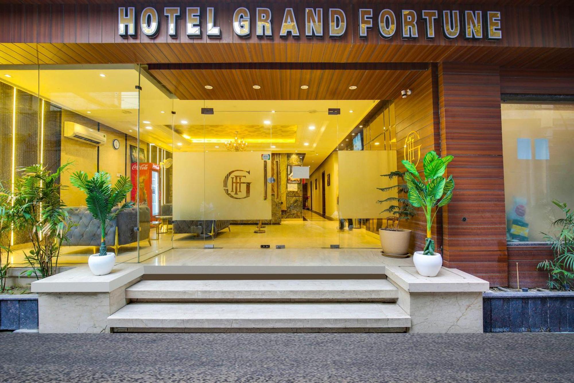 Super Townhouse Grand Fortune アムリトサル エクステリア 写真