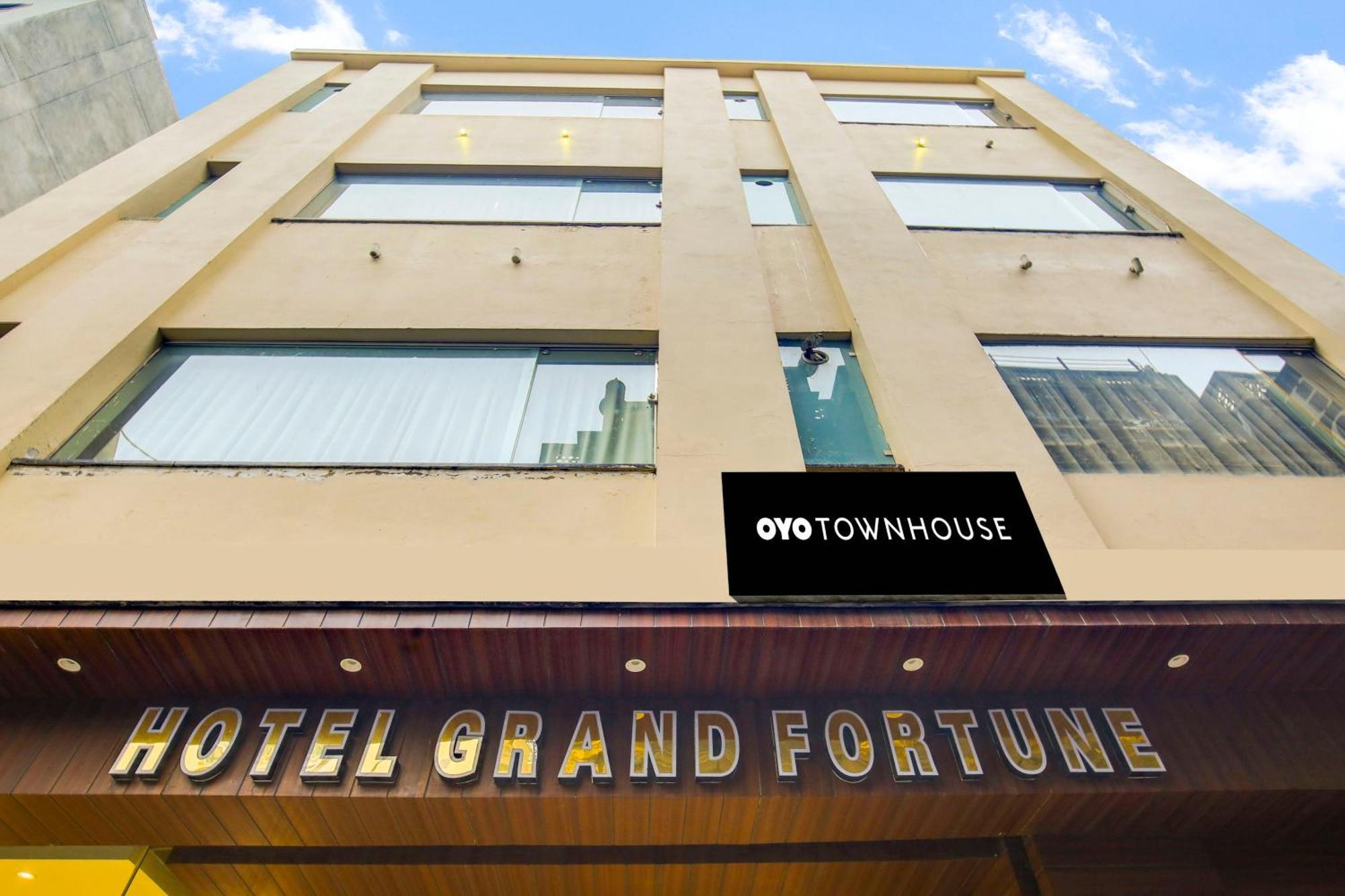 Super Townhouse Grand Fortune アムリトサル エクステリア 写真